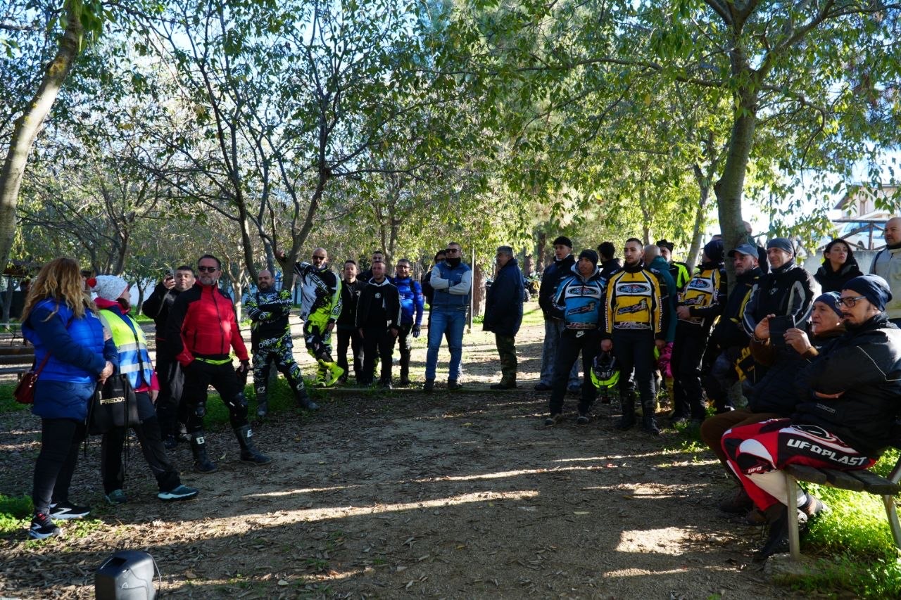 Briefing iniziale con tutti i partecipanti